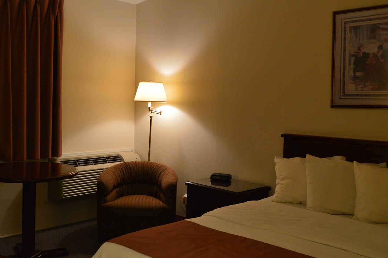 Hotel Port Aux Basques Bagian luar foto